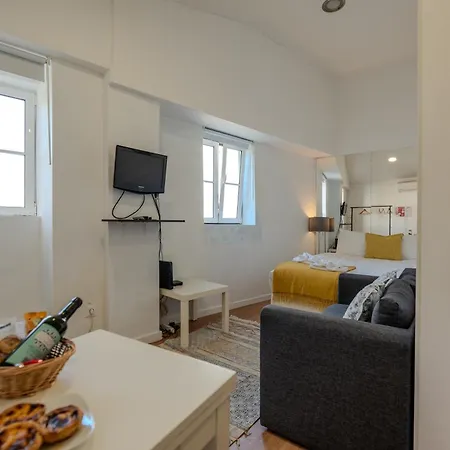 Mouraria, Center, Tram&metro Apartamento *